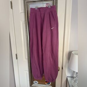 Nike Purple Women’s Size Small Sweatpants